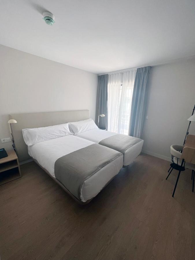 Hotel H4 Cangas 3 Superior Eksteriør bilde